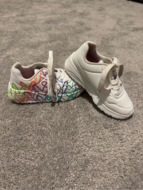Skechers x JGoldcrown: UNO Lite - Metallic Joy size 12